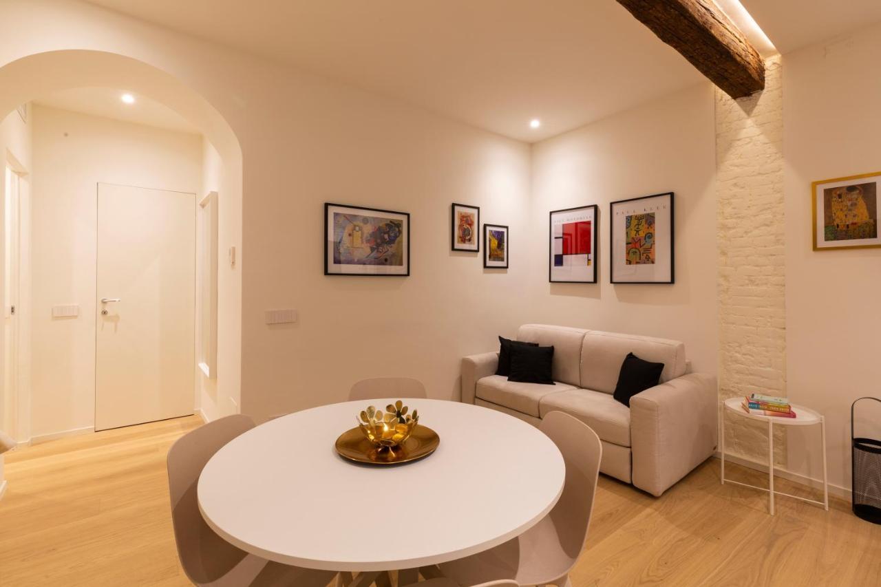 Domus Ticinese Apartment Milan Exterior photo